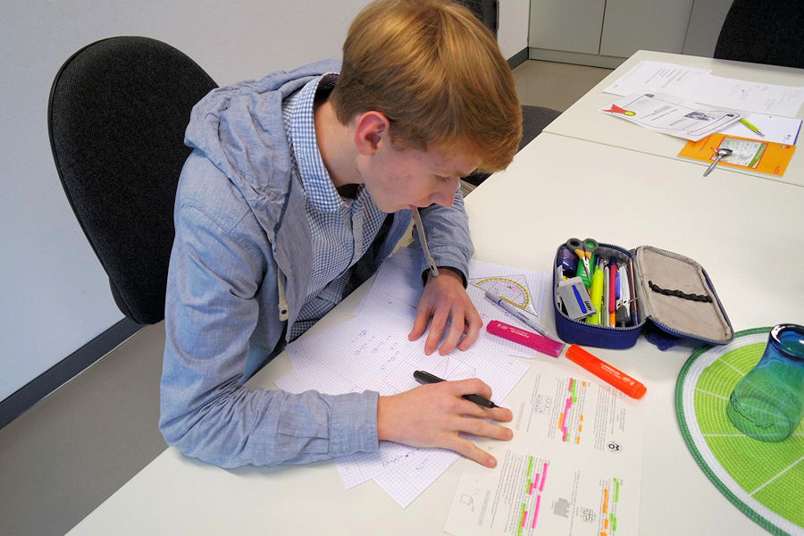 Hannes bei der Mathematikolympiade 2019
